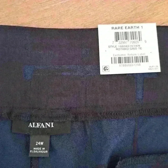 Alfani Tummy-Control Pants Rothko Grid Navy Blue Straight Legs - Size: 24W - Picture 4 of 7